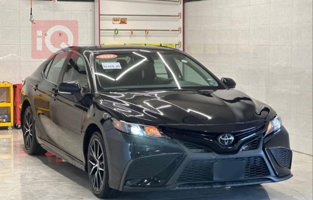 تۆیۆتا کامری